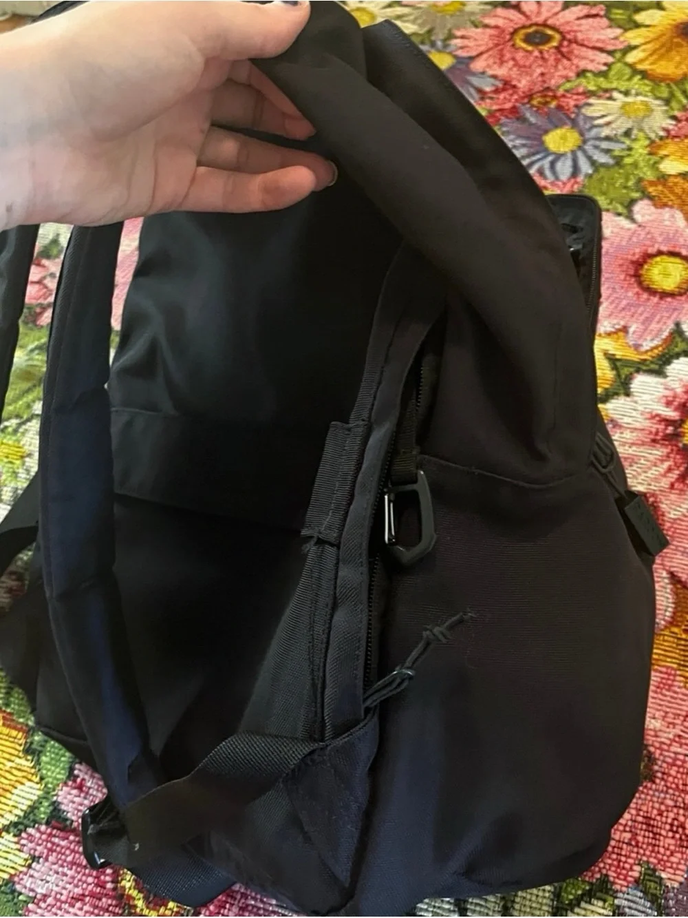 Classic Black Backpack - Unbranded